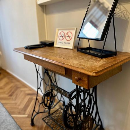Apartament Przy Dworcu Radom Exteriör bild